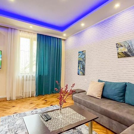 Комфортная И Спокойная Квартира Yerevan Exterior foto